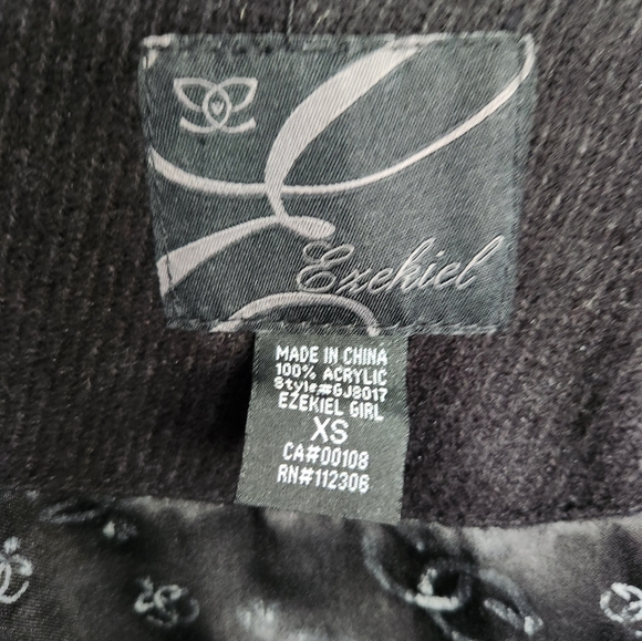 Ezekiel black coat - Picture 5 of 13